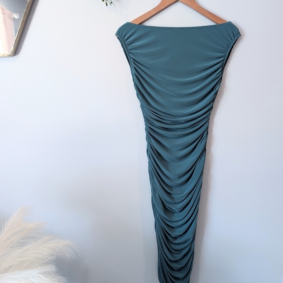 Norma Kamali Green Ruched Bodycon Midi Dress - Picture 7 of 12